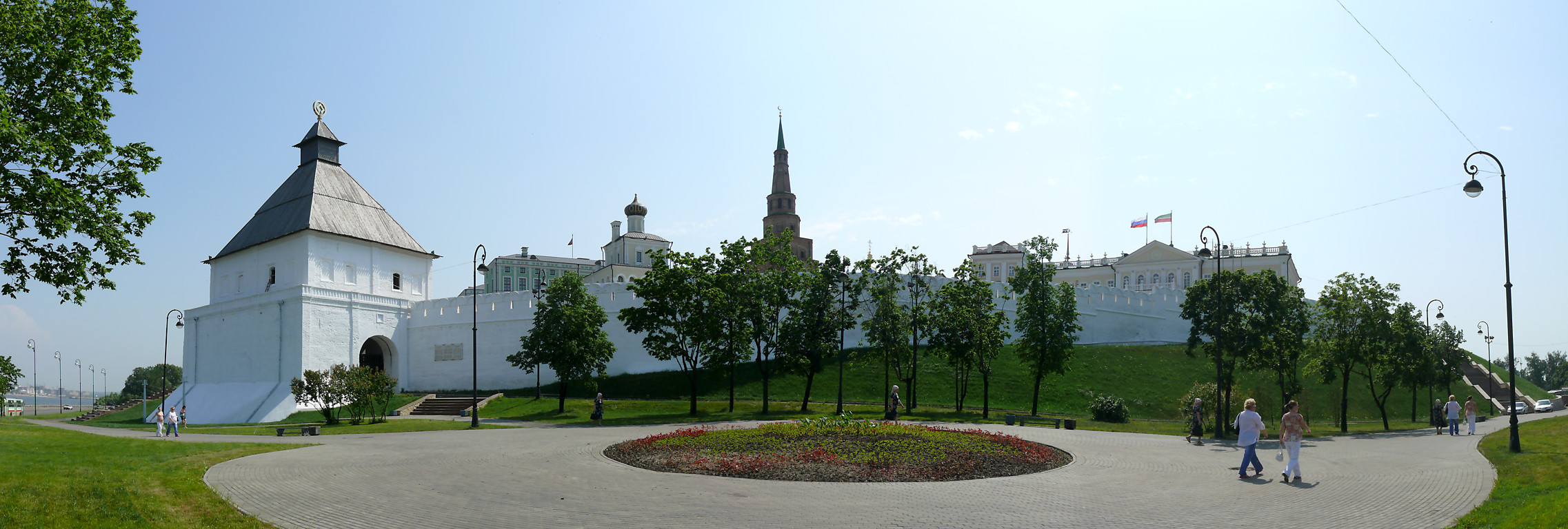 Казань. Кремль. Вид на Тайницкую башню